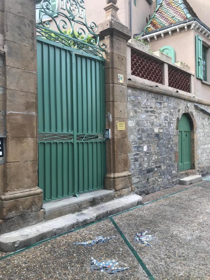 مبيت وإفطار مييو Le Beffroi المظهر الخارجي الصورة